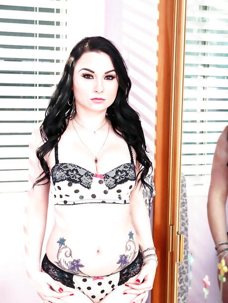 Sylphlike american brunette teen Veruca James in tight jeans exhibiting big tits and butt 